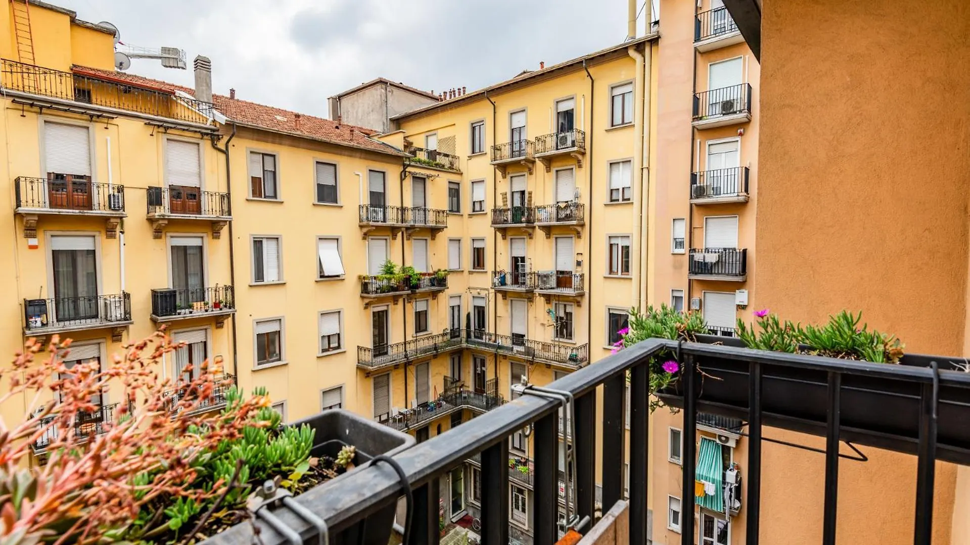 Brand New 2Pax Wifi - Via Denti Apartment Milan